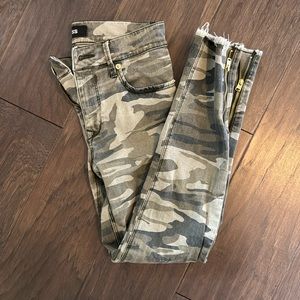 Express Camo Ankle Jeans